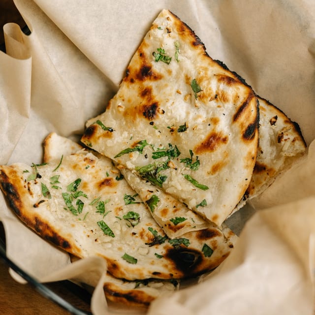 Garlic Cheese Nan.